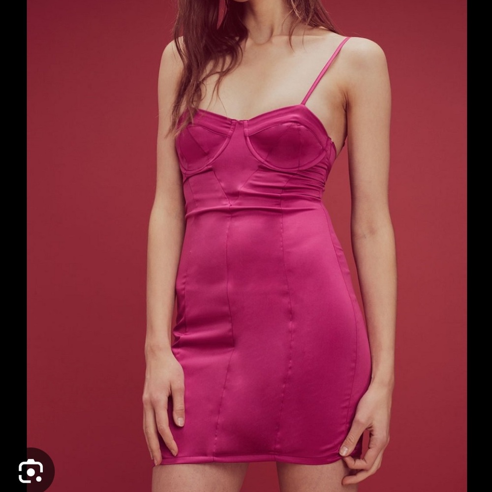 BNWT FOR LOVE AND LEMONS ISABELLA MINI DRESS IN FUSCHIA